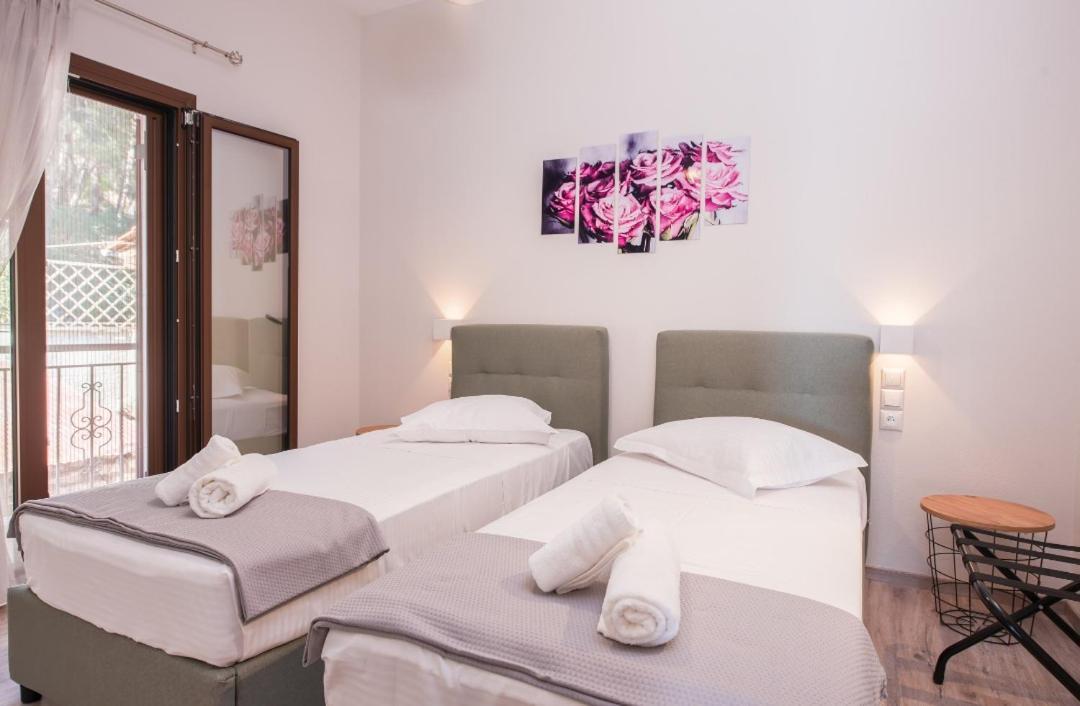 Luxury Moi Apartment In Bafra Village Ioannina Exterior photo